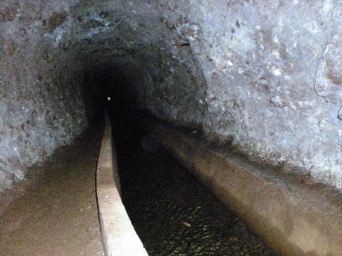 Levada door tunnel