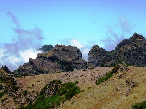 Bergtoppen bij Pico do Areeiro